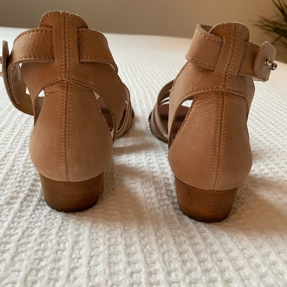 Matt Bernson - Sandals (size 9) - Picture 7 of 12